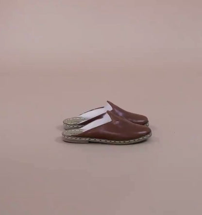 Antique Brown Leather Moccasins – Handmade Moroccan Elegance